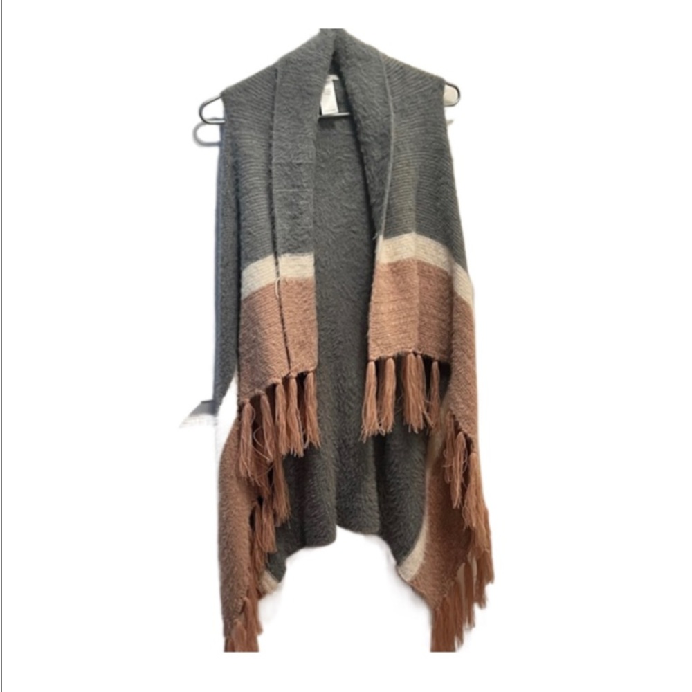 Maurices’ Open Front Shawl - image 1